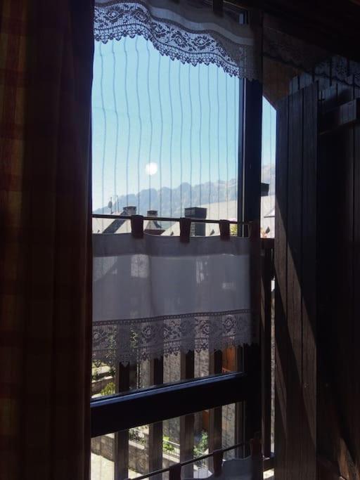 Atico En Pleno Pirineo Appartement El Pueyo de Jaca Buitenkant foto