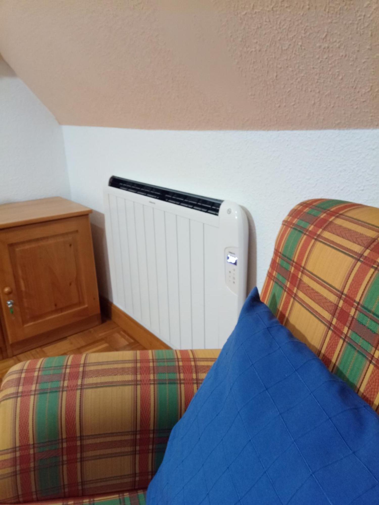 Atico En Pleno Pirineo Appartement El Pueyo de Jaca Buitenkant foto