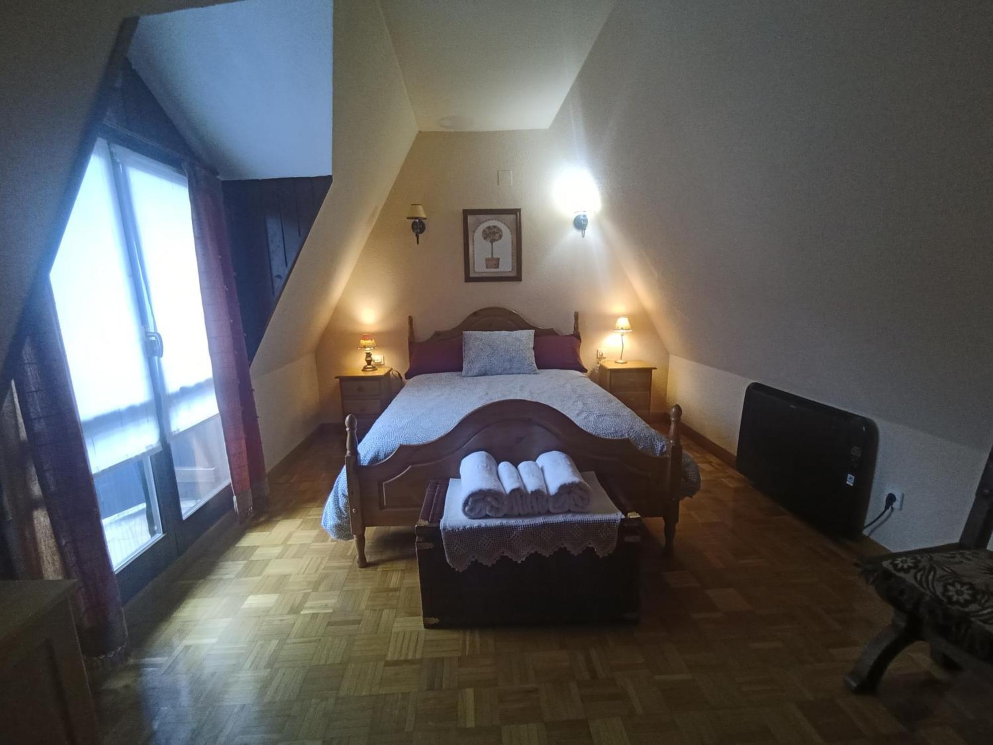 Atico En Pleno Pirineo Appartement El Pueyo de Jaca Buitenkant foto